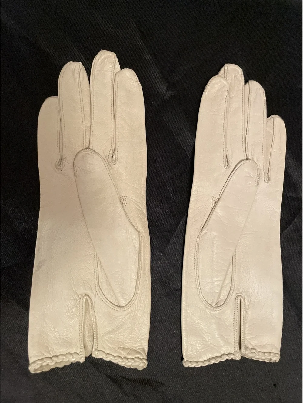 Vintage Cream Leather Gloves Braided Cuff Size 6.5 Made in Czechoslovakia